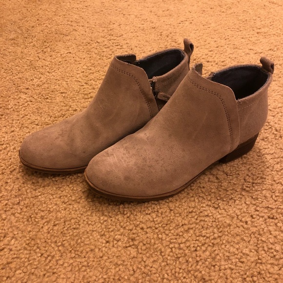 Toms. - Picture 1 of 3